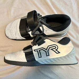 TYR L1 Lifters Weightlifting shoes Men’s Size 10